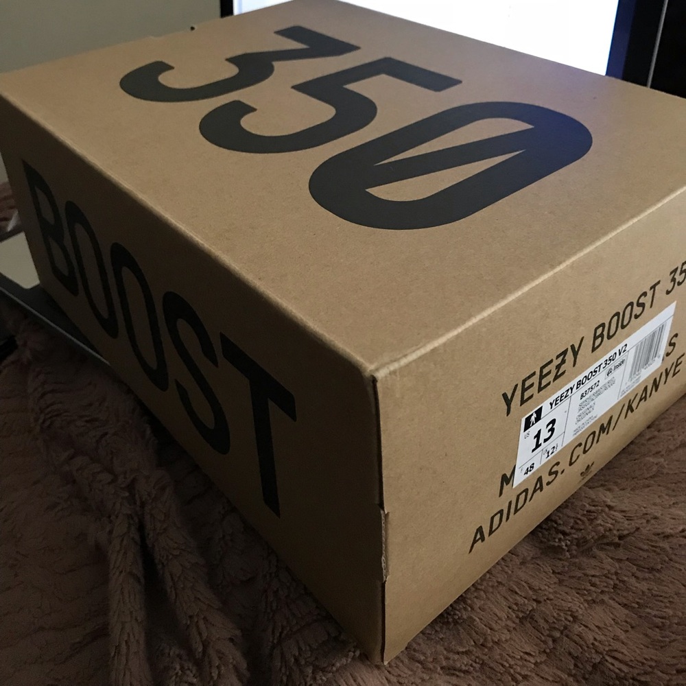 Yeezy boost 350 v2 Semi frozen yellow(Goat) - Picture 7 of 8